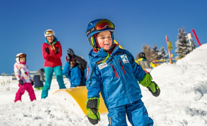 Skifahren lernen im Urlaub in Flachau © Flachau Tourismus - zooom productions