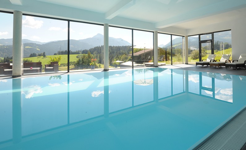 Aparthotel mit Hallenbad